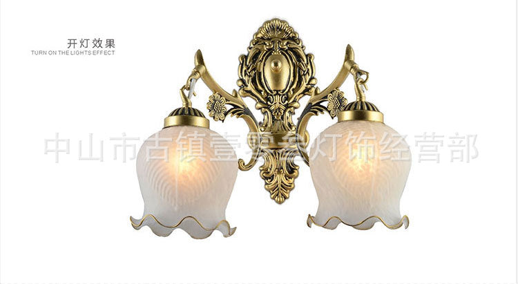 European Petal Wall Lamp – Elegant Gold Single-Head Wall Light for Bedroom, Living Room, and Corridor