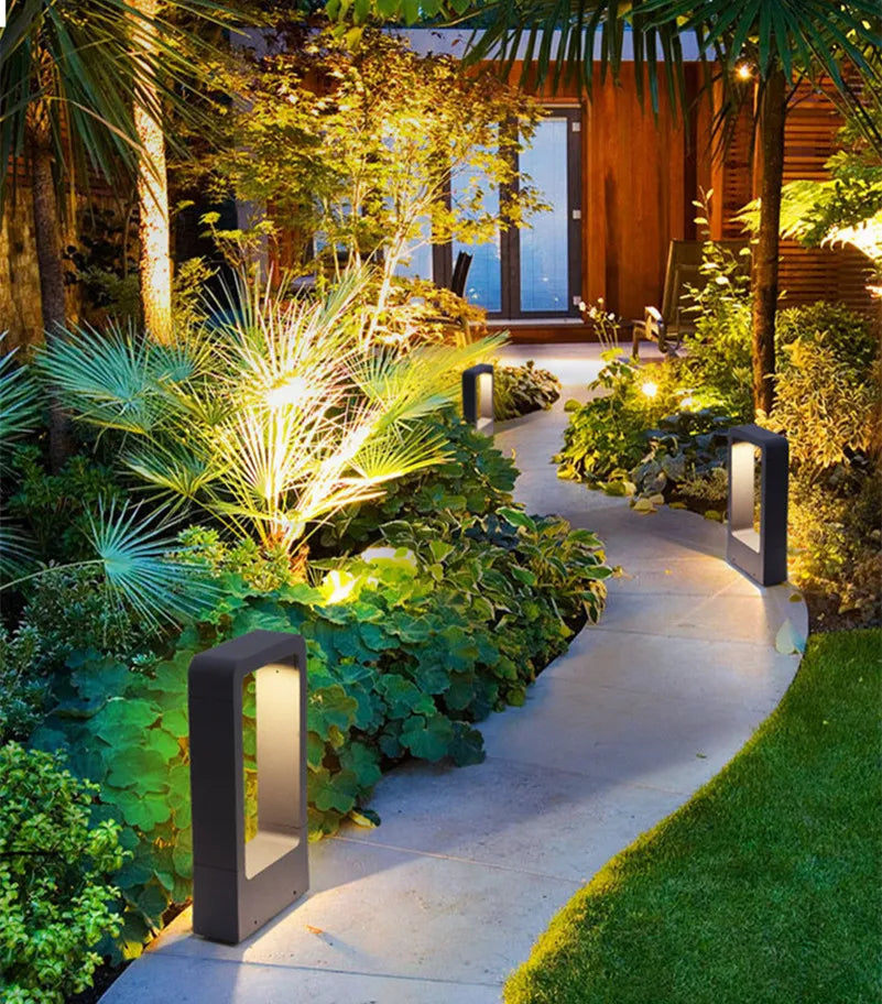 Waterproof 15W LED Garden Lawn Lamp Aluminum Pillar Light for Outdoor Courtyard and Villa Landscape