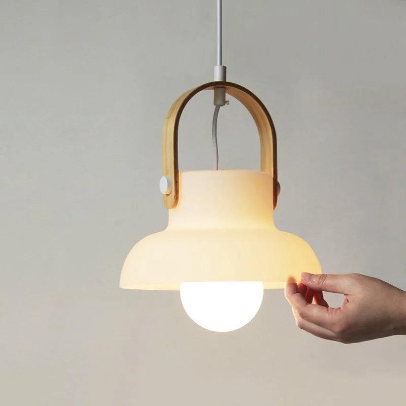 Contemporary Pendant Lights: Ideal for Dining Rooms, Kitchens, Bars, and Bedrooms