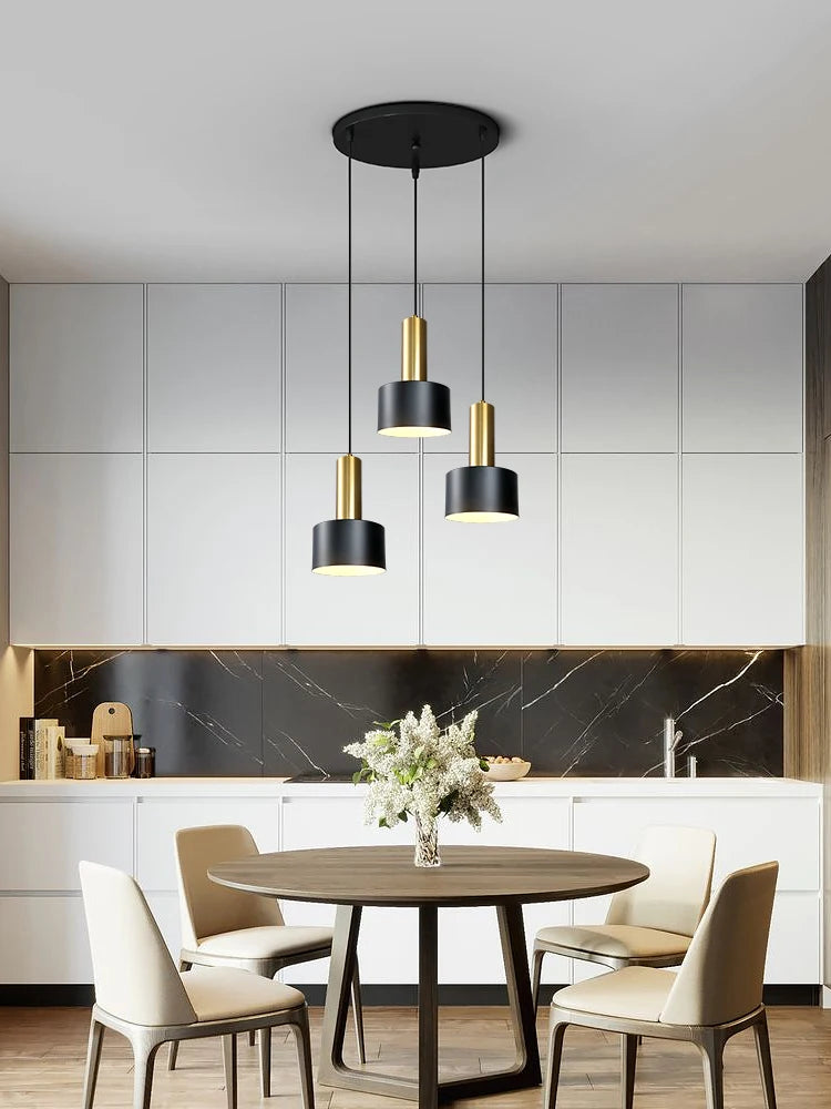 Minimalist Dining Room Chandelier Lamp for Light Luxury Living Room for Long Dining Tables and Bar Areas