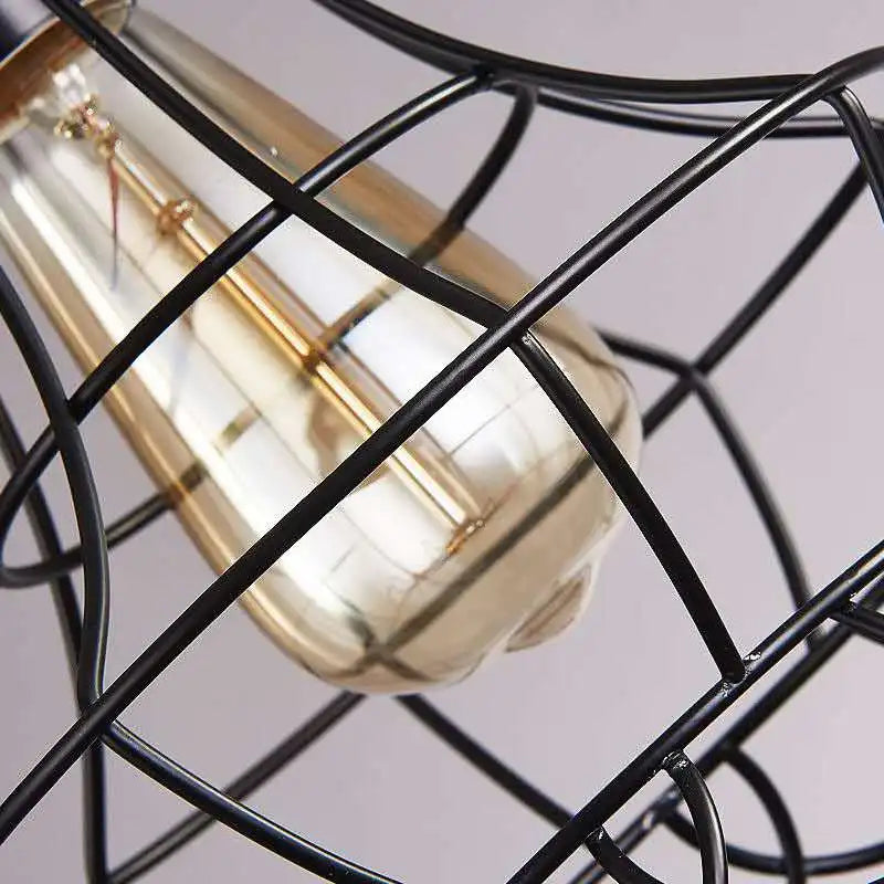 Industrial Chic Pendant Lamp - Modern Edge for Any Space