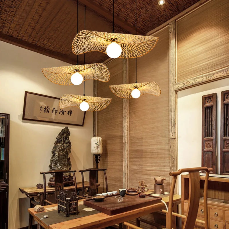 Hand-Woven Bamboo Pendant Light: Southeast Asia Inspired, 35cm Diameter Rattan Wicker Chandelier