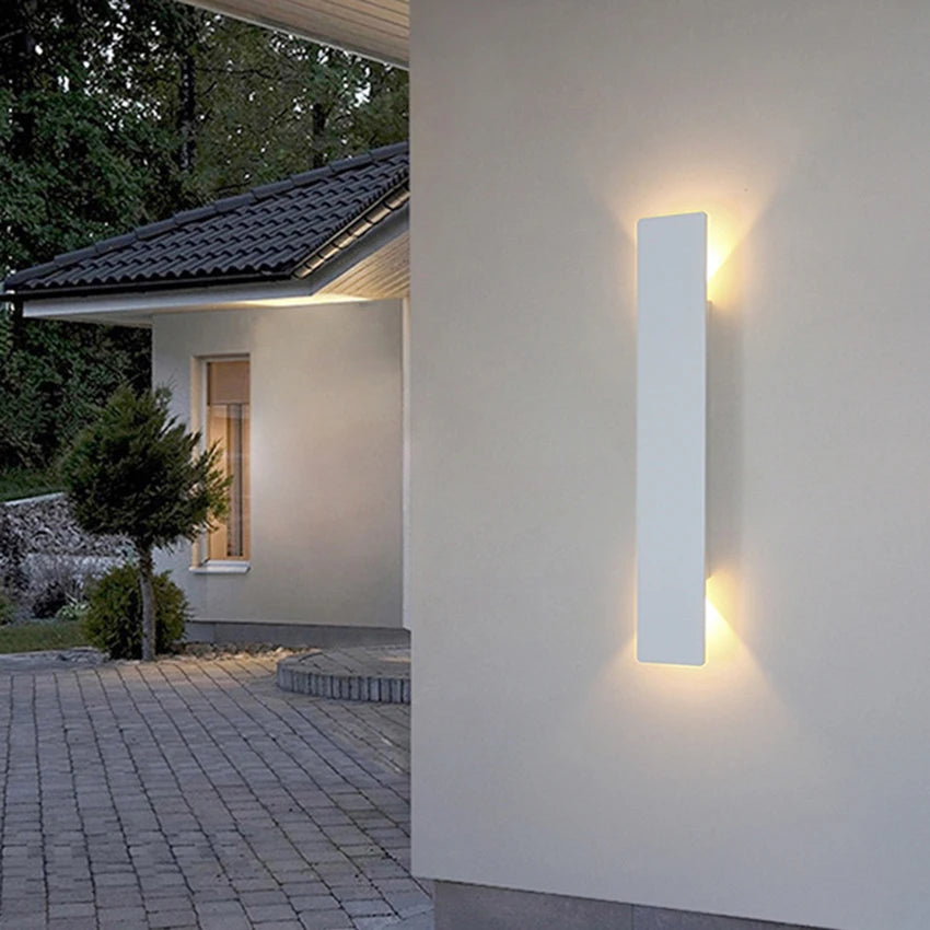 Outdoor Waterproof Wall Lamp – Modern LED Fixture