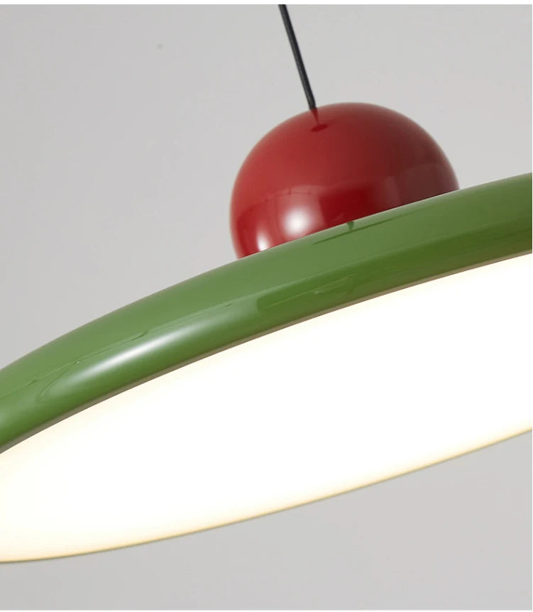 Nordic Cream Wind Flying Saucer Pendant Light – Retro Bauhaus Design for Elegant Spaces