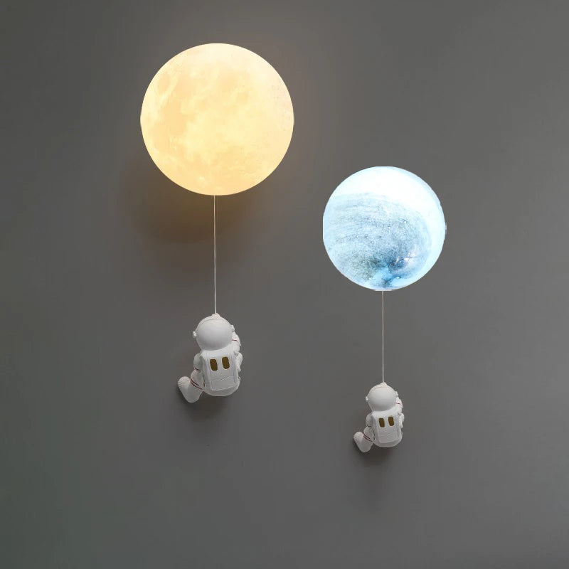 New Copper Moon Minimalist LED Wall Lamps For Children's Room Bedroom Beside Background Home Creative Astronaut Boy Toy Lustres