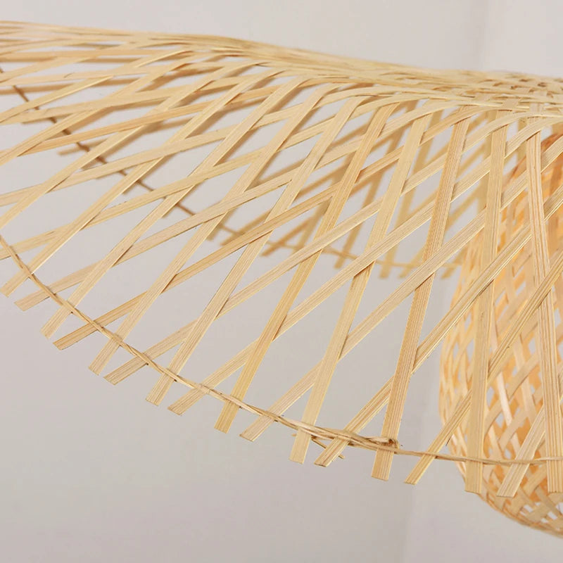 Hand-Woven Bamboo Pendant Light: Southeast Asia Inspired, 35cm Diameter Rattan Wicker Chandelier