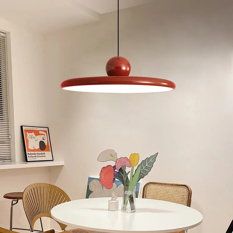 Nordic Cream Wind Flying Saucer Pendant Light – Retro Bauhaus Design for Elegant Spaces