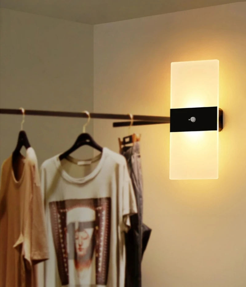 Motion Sensor Wireless LED Wall Lamp – Versatile Indoor Lighting Solution